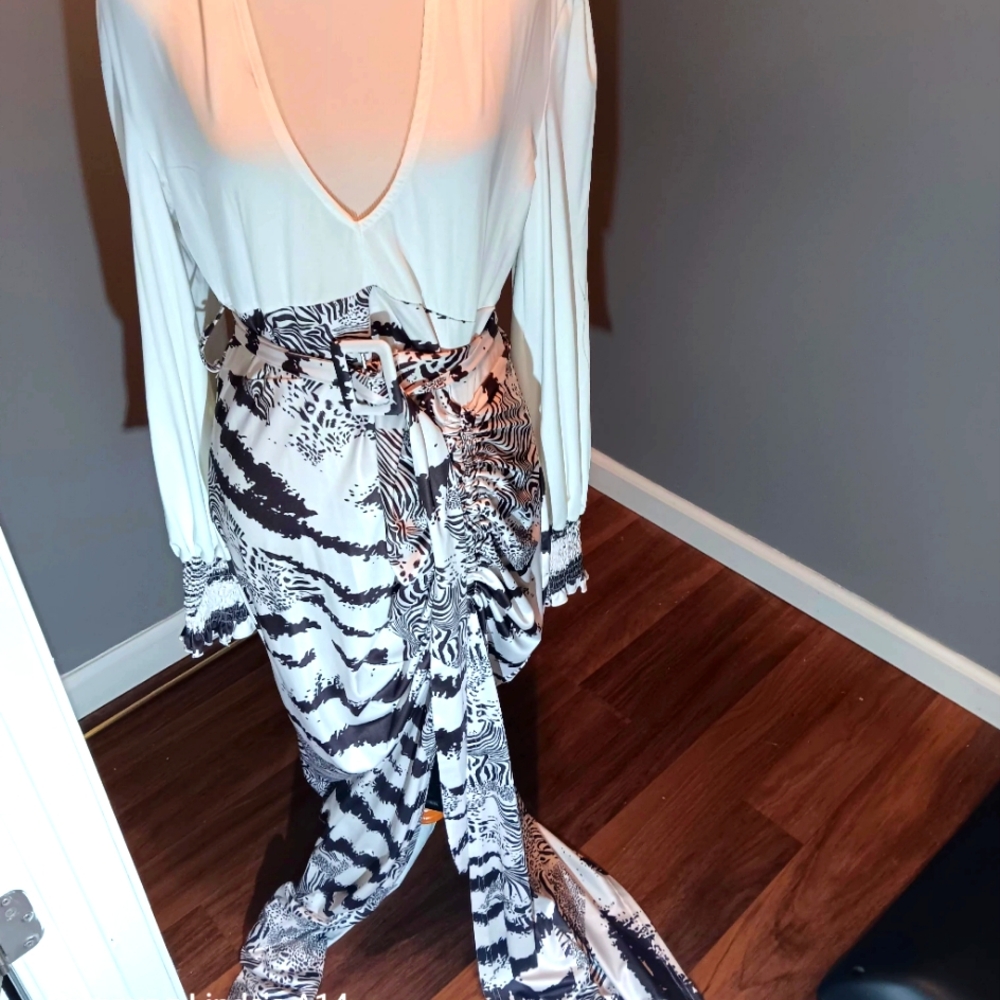 Stylish Women's Brown and Cream Maxi Dress